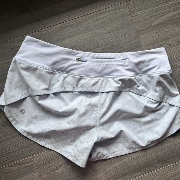 lululemon athletica Women's Athletic Shorts - Light Gray and White - Picture 1 of 2